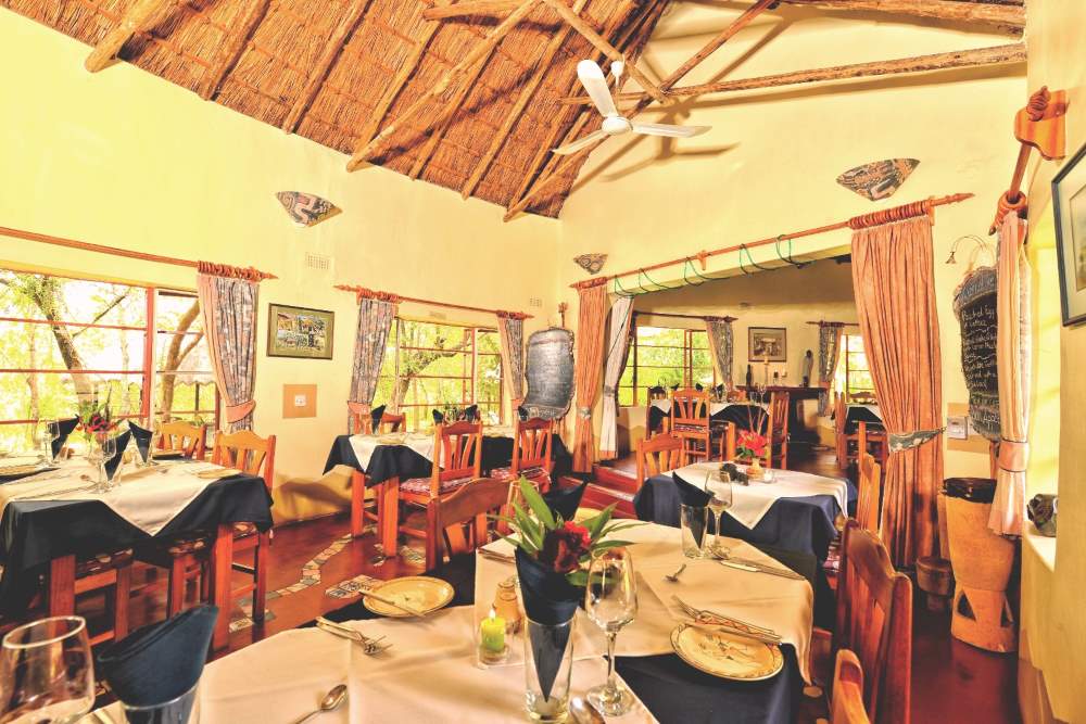 Pamuchakta Restaurant: Dining room
